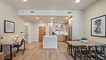 Condo, 1 King Bed with Sofa bed (Village 1-Bdrm Condo Sleeps 4)