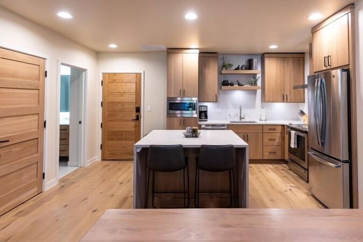 apartment, multiple beds (two-bedroom apartment) | private kitchen | fridge, coffee/tea maker, ice maker