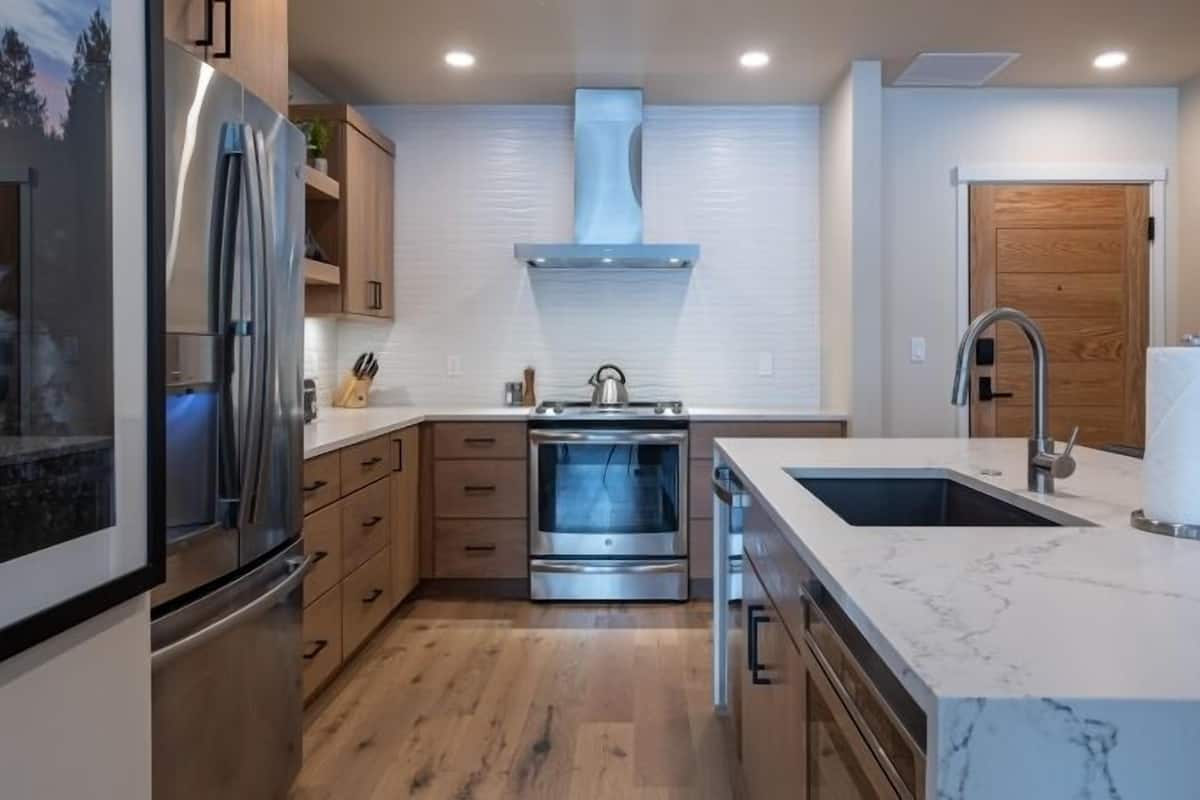 apartment, multiple beds (two-bedroom apartment) | private kitchen | fridge, coffee/tea maker, ice maker