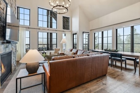 Área de sala de estar. Tamarack Resort