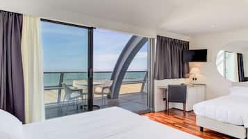 Suite Junior, vista mare | Minibar, una cassaforte in camera, Wi-Fi gratuito, lenzuola