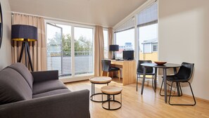 Apartment, 1 Bedroom | Living area