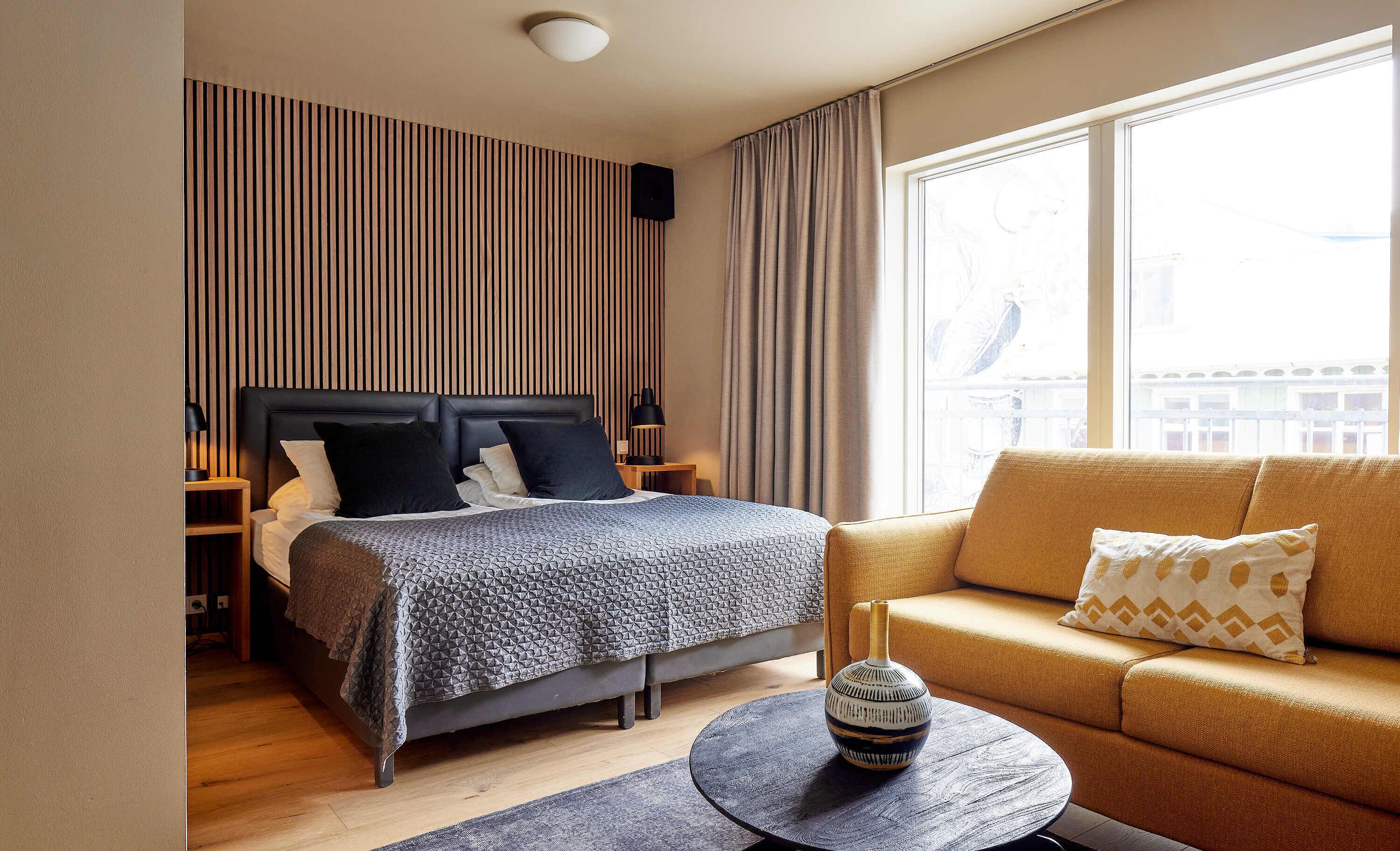 deluxe studio | 1 bedroom, minibar, in-room safe, blackout curtains