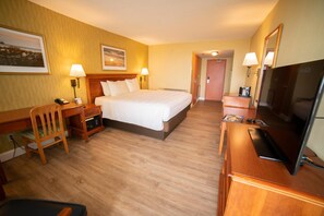 In-room safe, desk, laptop workspace, blackout drapes
