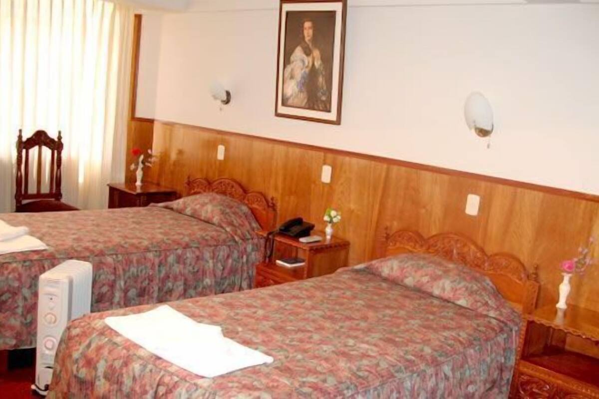 Chambre Triple, salle de bains attenante