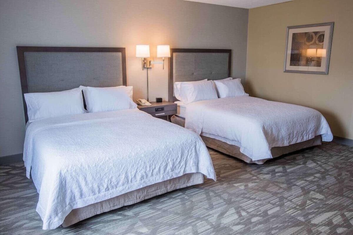 Premium bedding, down duvets, pillow-top beds, desk