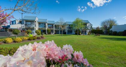 ASURE Explorer Motel & Apartments