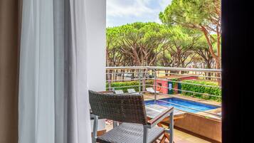 1 soveværelse, minibar, pengeskab på værelset, skrivebord