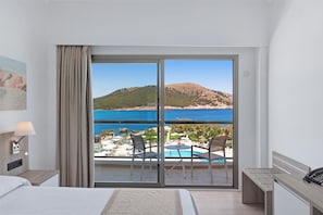 In-room safe, free cots/infant beds, free WiFi, bed sheets