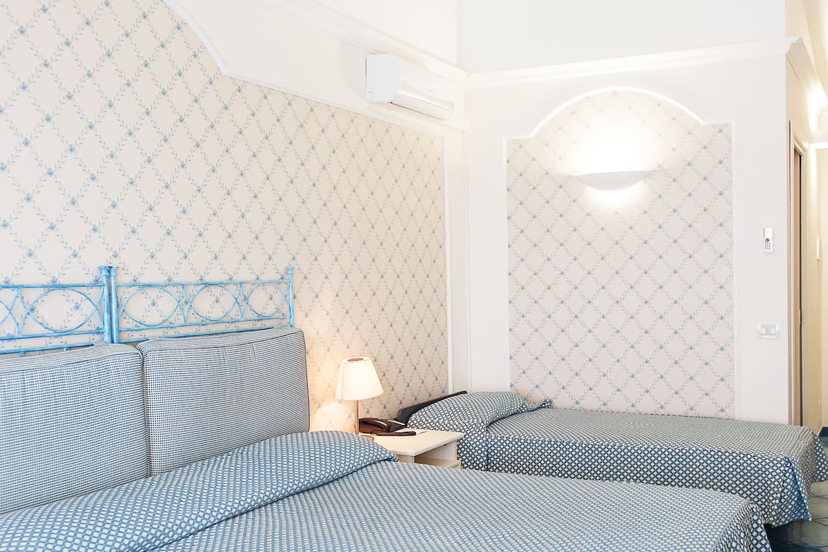 Minibar, in-room safe, desk, soundproofing