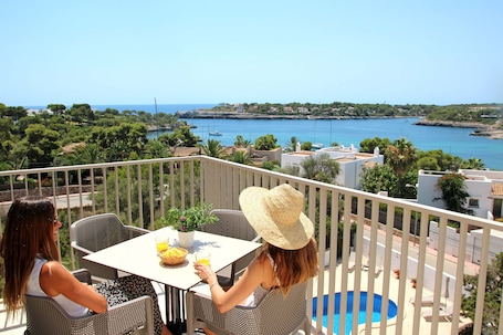 Apartment, 1 Bedroom, Balcony, Sea View | Beach/ocean view