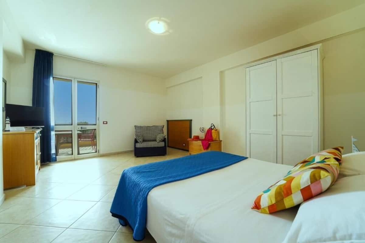In-room safe, cots/infant beds, free WiFi, bed sheets