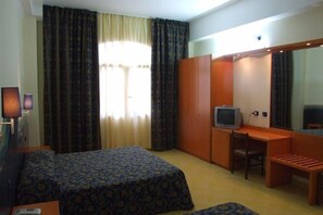 Draps italiens Frette, surmatelas, minibar