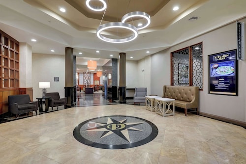 Drury Inn & Suites Charlotte Northlake