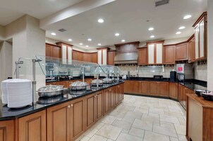 Tägliches inbegriffenes Frühstücksbuffet