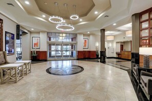 Lobby - Drury Inn & Suites Charlotte Northlake (Charlotte)