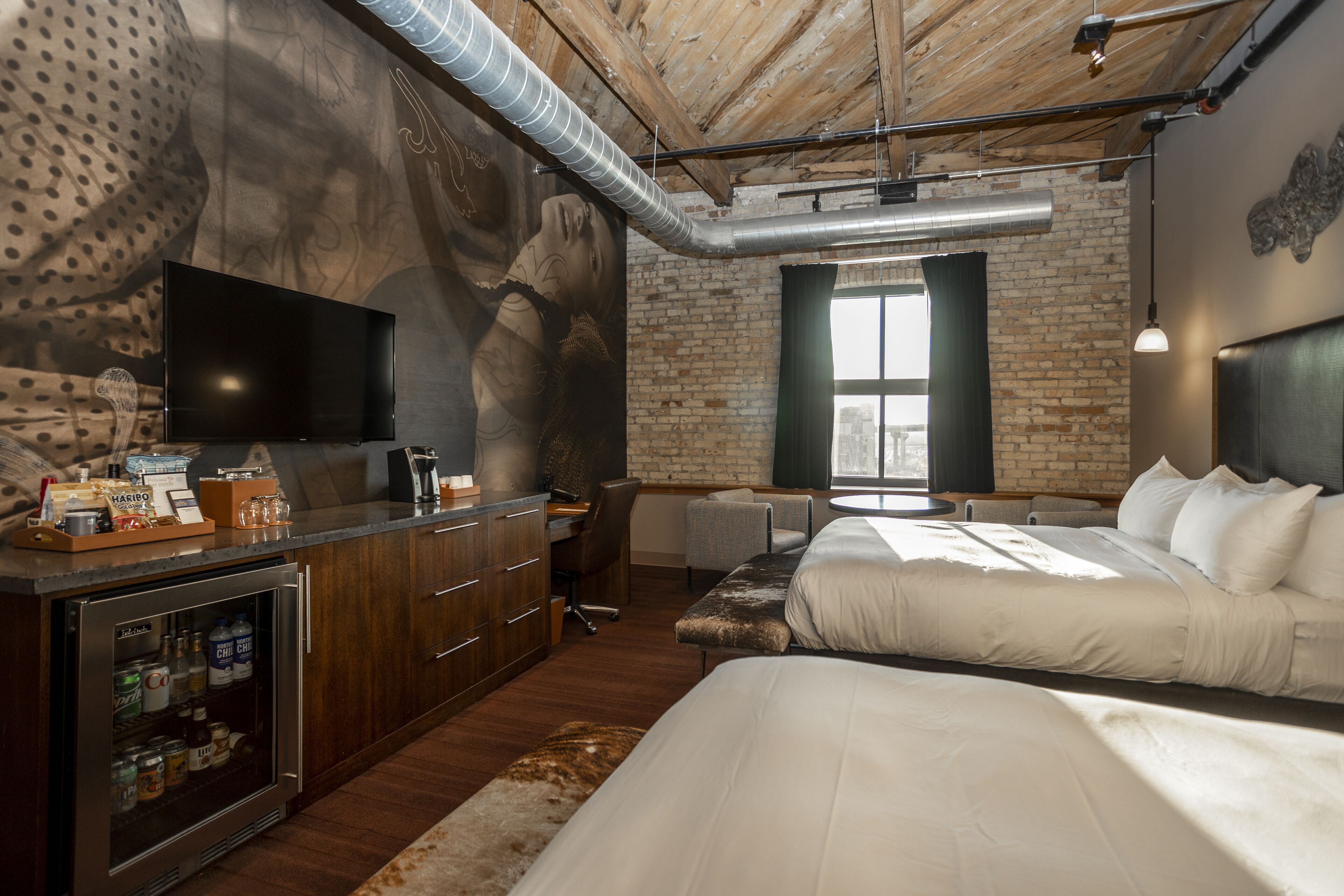 premium room, 2 queen beds, city view | egyptian cotton sheets, premium bedding, pillow-top beds, minibar