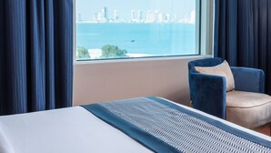 Executive Suite | Két bảo mật tại phòng, bàn, khu vực làm việc phù hợp cho laptop