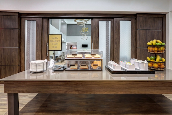 Free daily buffet breakfast