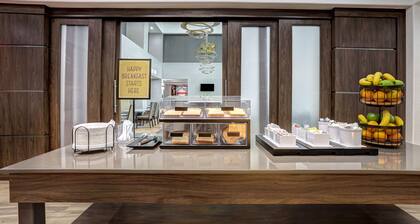 Hampton Inn & Suites Dallas-DeSoto