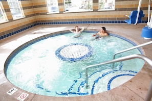 Indoor spa tub