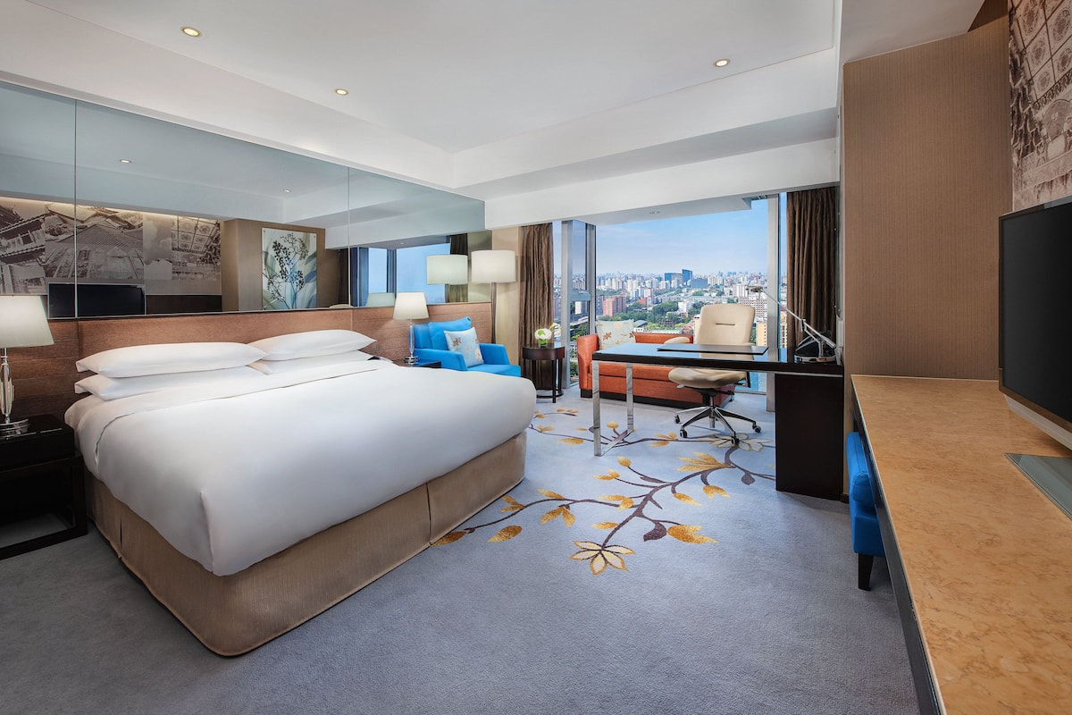 Ropa de cama de alta calidad, edredón y minibar 
