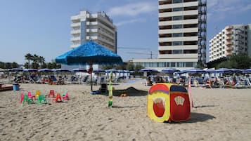 Private beach, sun loungers, beach umbrellas, beach bar