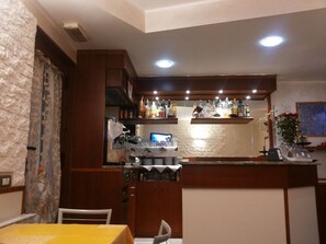 바(숙박 시설 내)