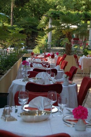 Ristorazione all'aperto