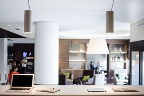 Lobby lounge - Enjoy Garda Hotel (Peschiera del Garda)