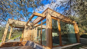 Suite (Eco)