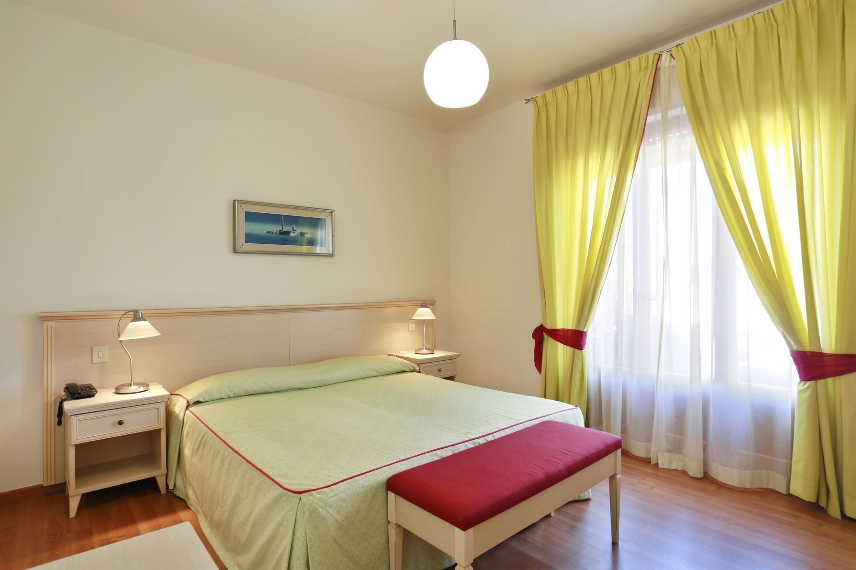 Frette Italian sheets, Select Comfort beds, minibar, in-room safe