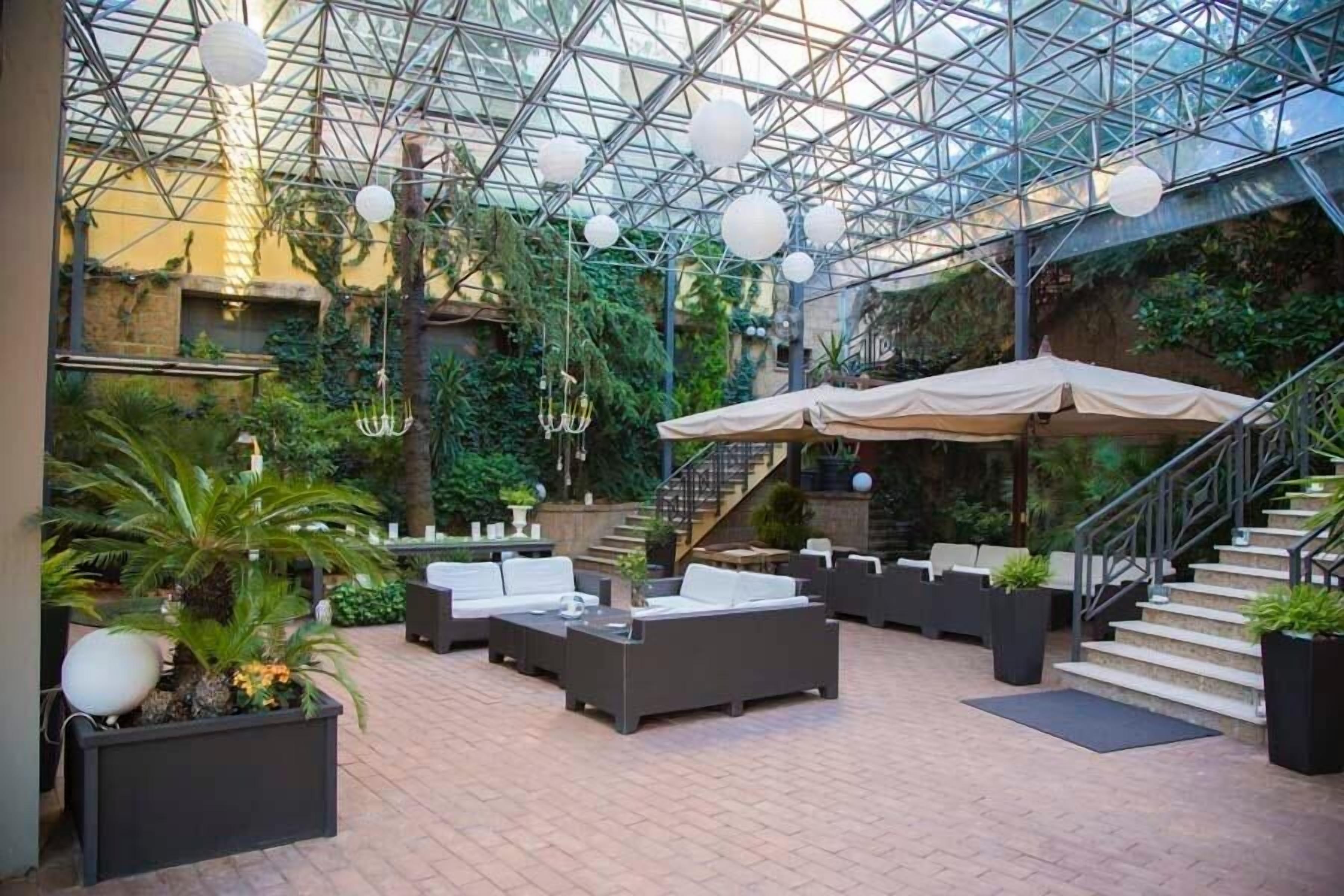 مدخل المنشأة