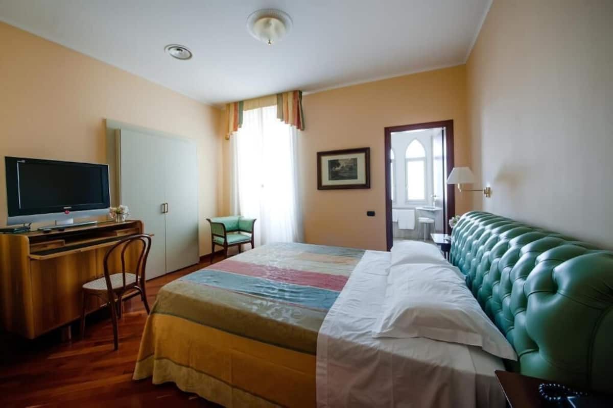 1 habitación, sábanas de algodón egipcio y ropa de cama de alta calidad