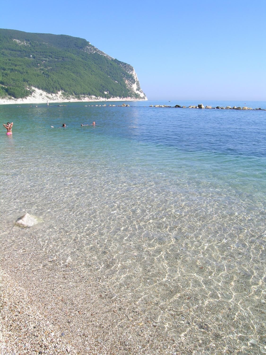 beach nearby, beach shuttle