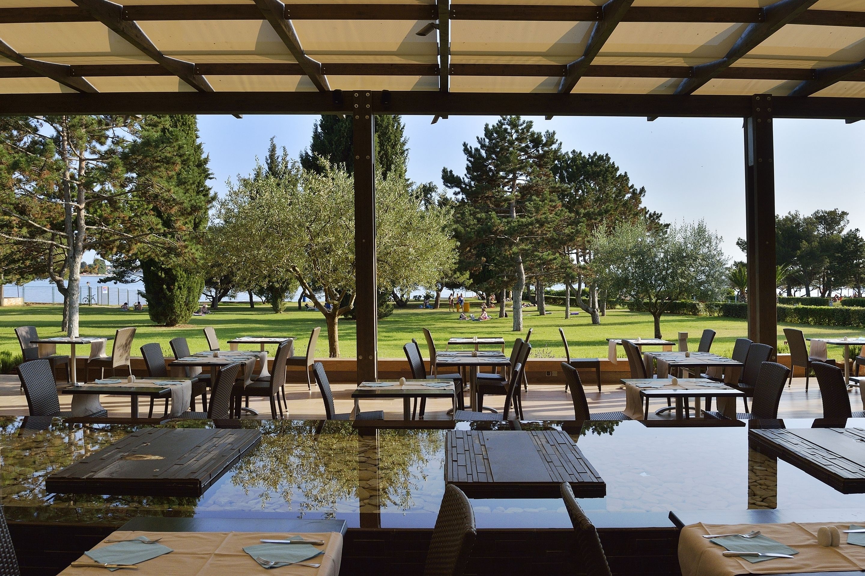 breakfast and dinner served