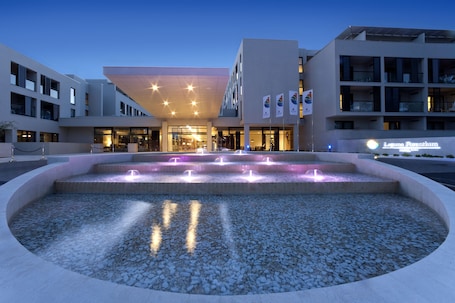 Entrada de la propiedad. Hotel Parentium Plava Laguna