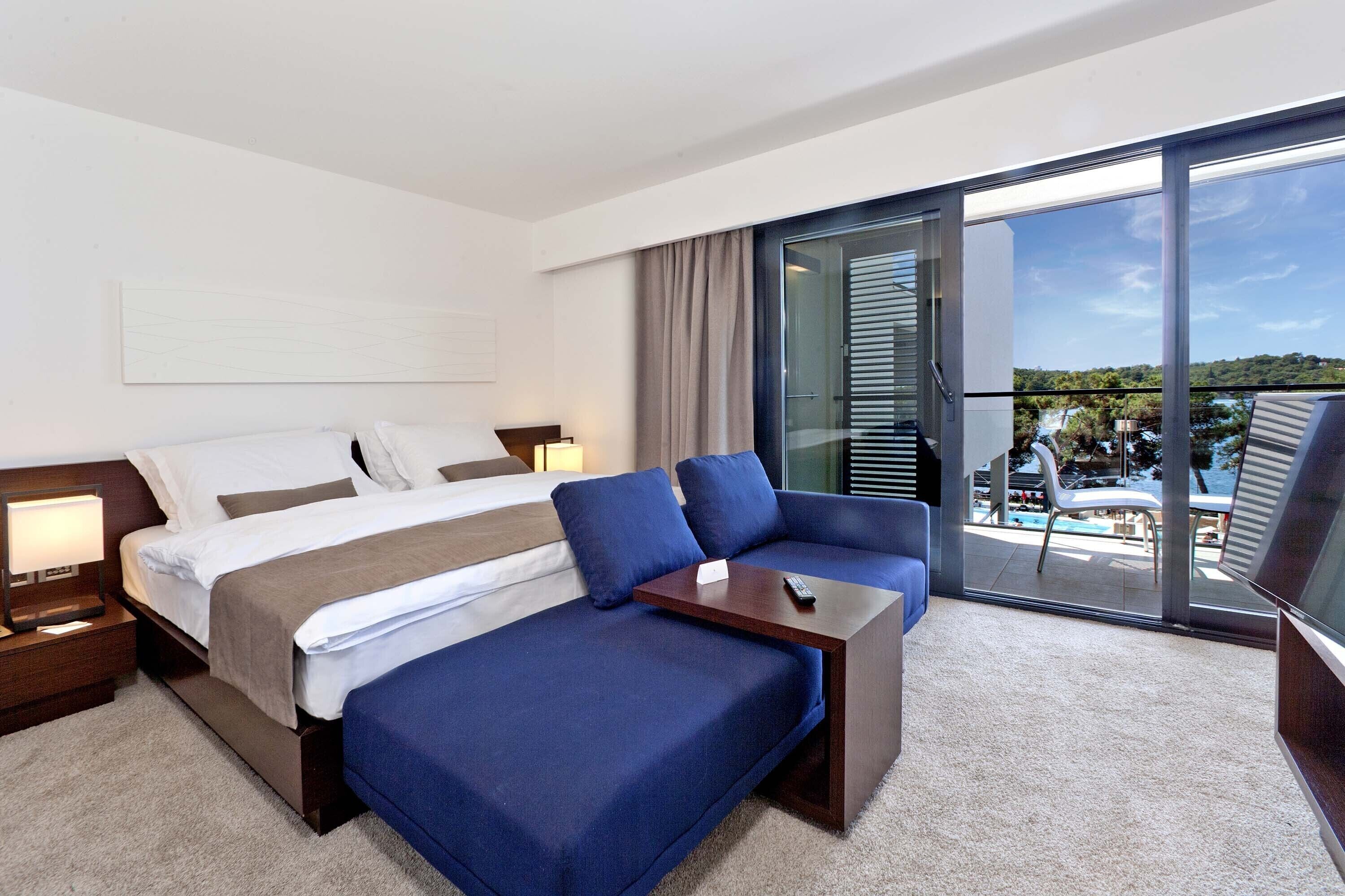Minibar, in-room safe, desk, blackout drapes