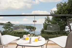 Premium Room, Balcony, Sea View | Terrace/patio