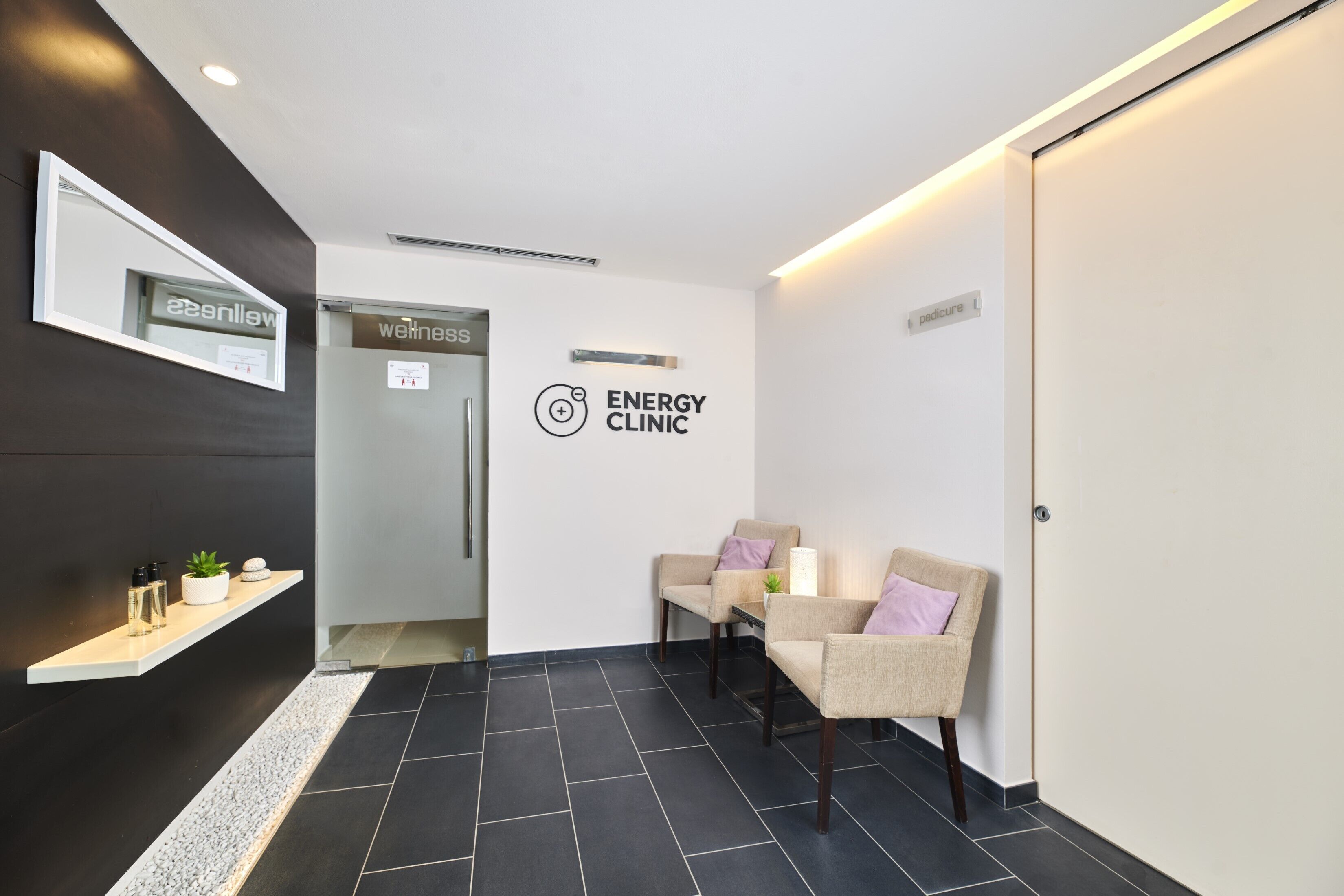 turkish bath/hammam, manicures and pedicures