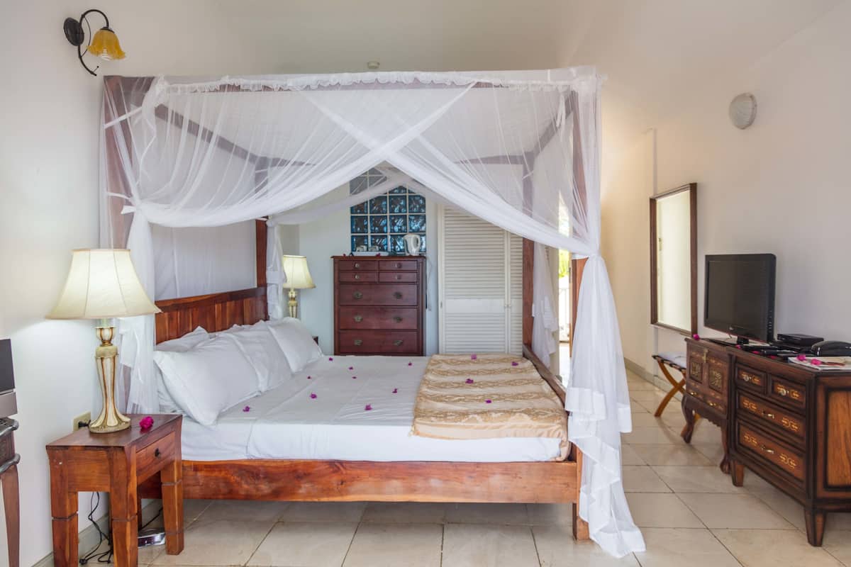 Sábanas de algodón egipcio, ropa de cama de alta calidad y minibar