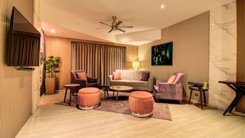 Premium bedding, Select Comfort beds, minibar, in-room safe