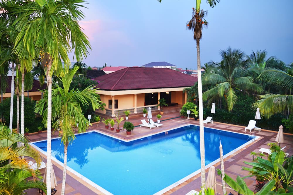 Angkor Hotel