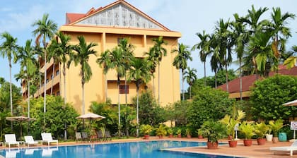 Angkor Hotel