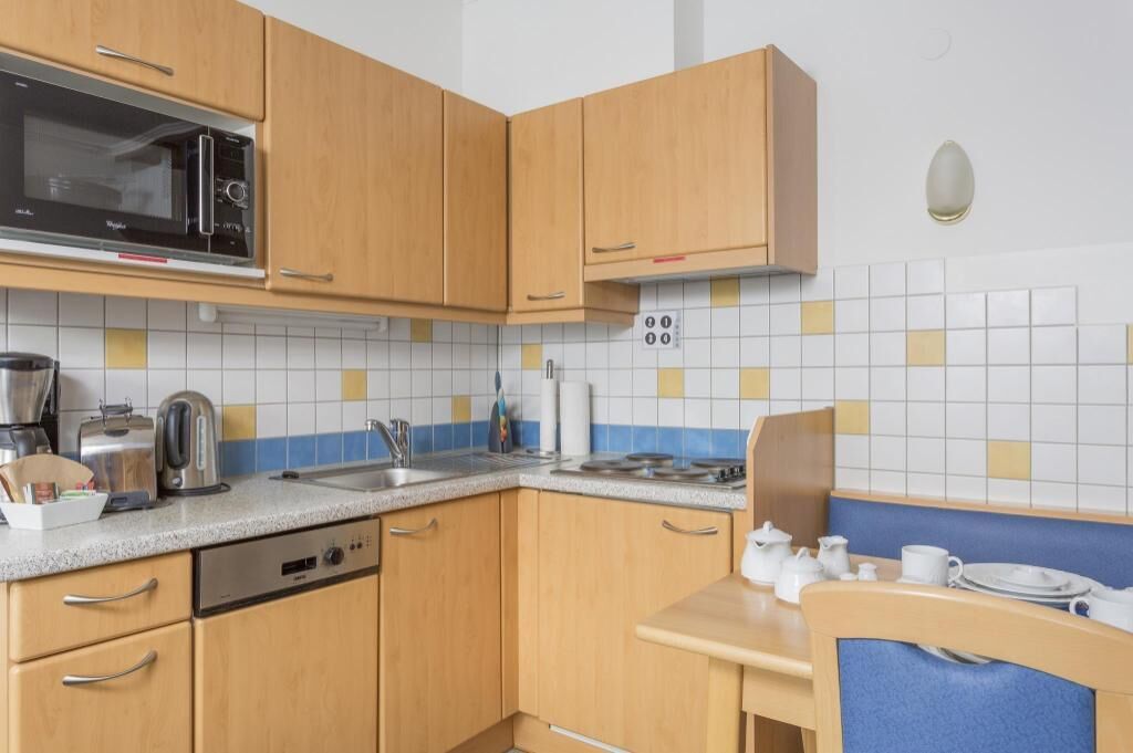 Cuisine privée | Réfrigérateur, four à micro-ondes, surface de cuisson, lave-vaisselle
