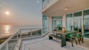 Three Bedroom Ocean View Suite | Terrace/patio