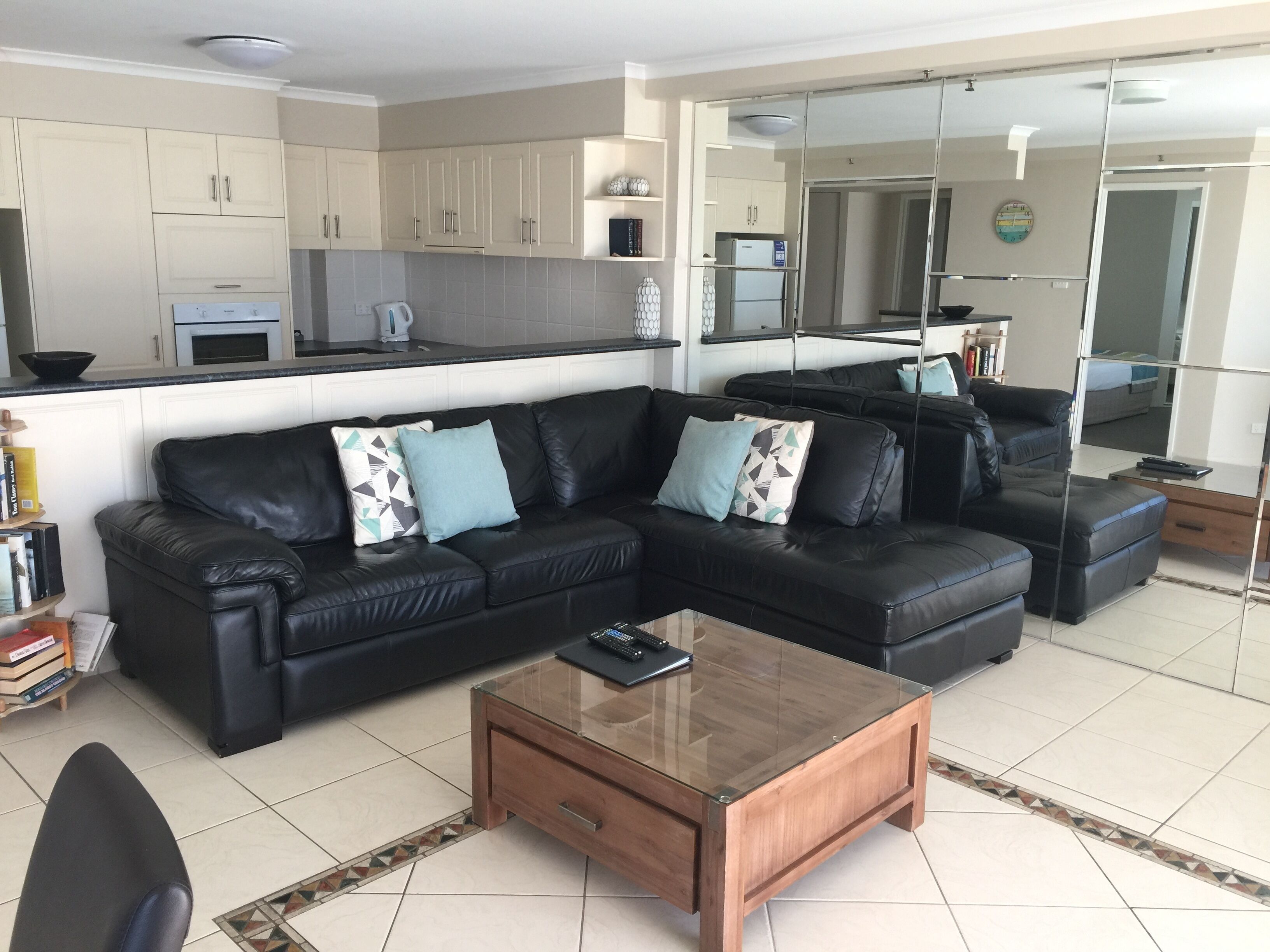 55-inch smart tv with cable channels, tv, dvd player