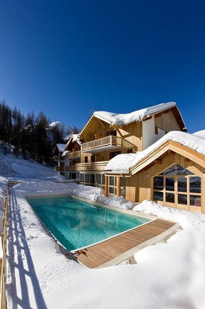 Outdoor pool - La Combe d'Or (Les Orres)
