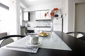 In-room dining - Atenea Apartments & Suites (Buenos Aires)