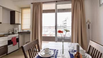 Premium bedding, pillow-top beds, in-room safe, individually furnished